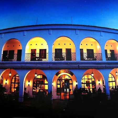 Speke Hotel 1996 Ltd Кампала Екстер'єр фото